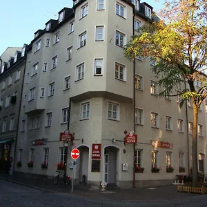 https://pension-mona-lisa.getmunichhotels.com