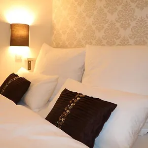 list-five-your-british-guesthouse.stuttgart-hotel.com/